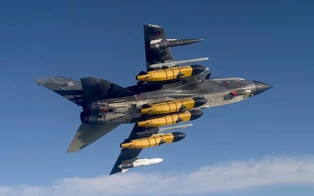Bloomberg: Лондон изпрати на Украйна нова партида ракети Storm Shadow за удари по територията на Русия