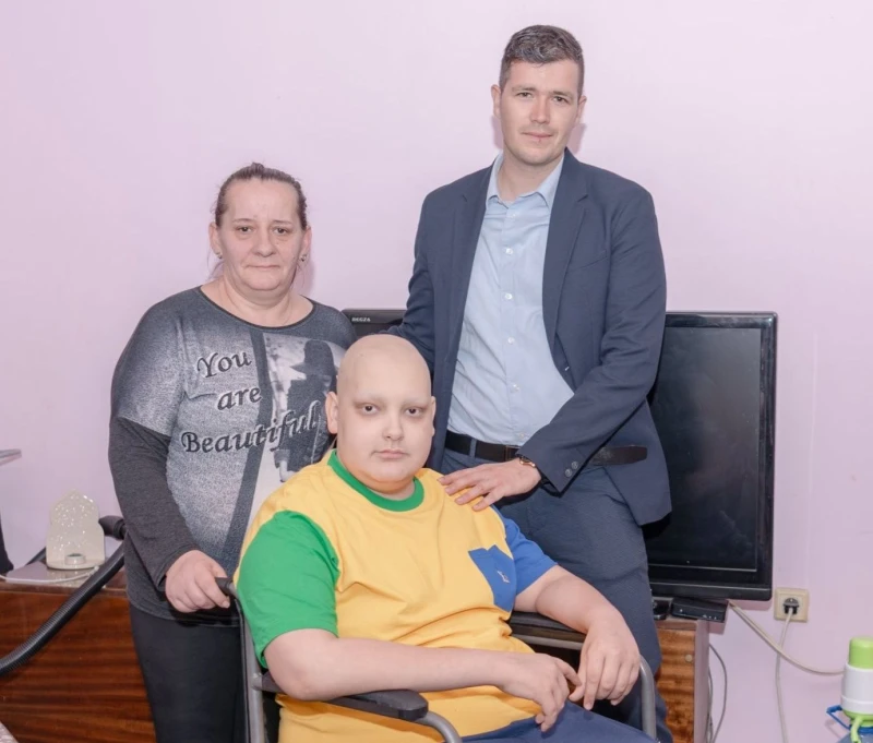 Добри хора помогнаха на едно прекрасно момче от Пловдив