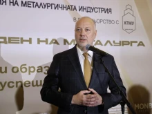 Премиерът: Обществото ни е като кошер, в който можем и да жужим, и да жилим, но трябва да правим мед