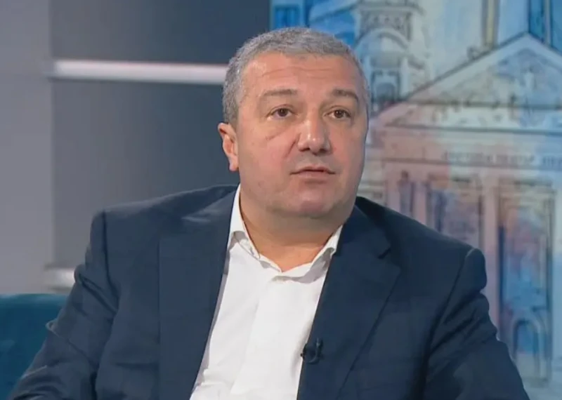 Стойнев: Ако не правехме нищо, на 21 ноември лека-полека животът в рафинерията "Лукойл" ще замре