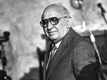 10 ноември 1989 г.- Падането на един режим и раждането на демокрацията