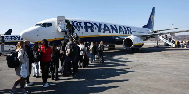 �� ���� Ryanair � ���� �������