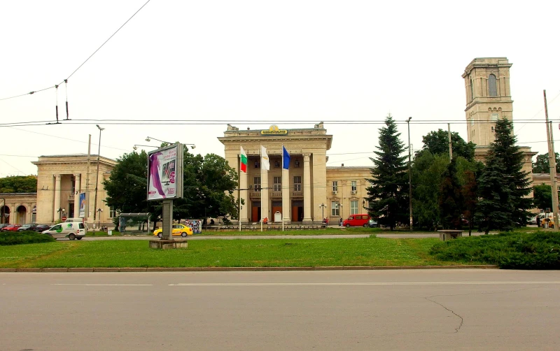 Първата железопътна гара в днешните български земи