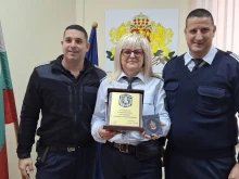 Видна полицайка от Пловдив се пенсионира след 35 години вярна служба