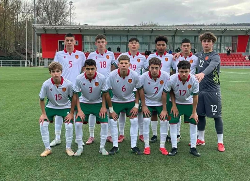 Играч на Локо изведе България U15 с капитанската лента при обрат срещу Молдова