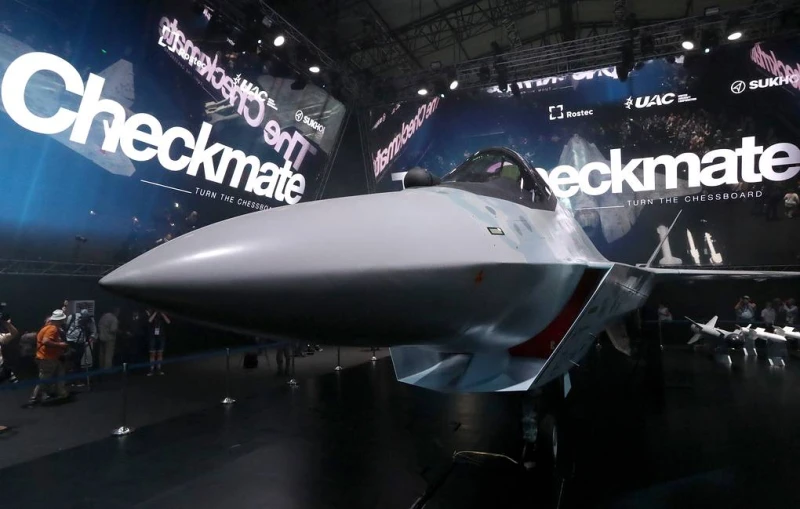 Русия тества новия си изтребител Су-75 "Шахмат"