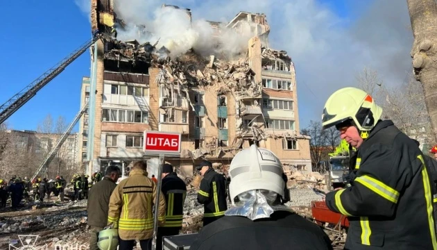 Броят на жертвите от руската атака в Тернопол се увеличи до 19