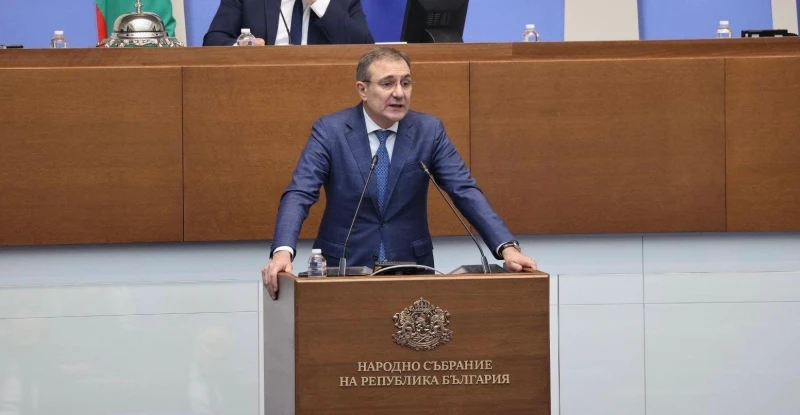 Гуцанов: Изпълняваме ангажимента да вдигнем обезщетението за втората година от майчинството