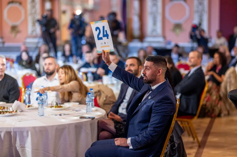 16���������� ���� ��������� ��������� �� ���������� �� 35 ���. ��. �� ��������������� ���������� � �����