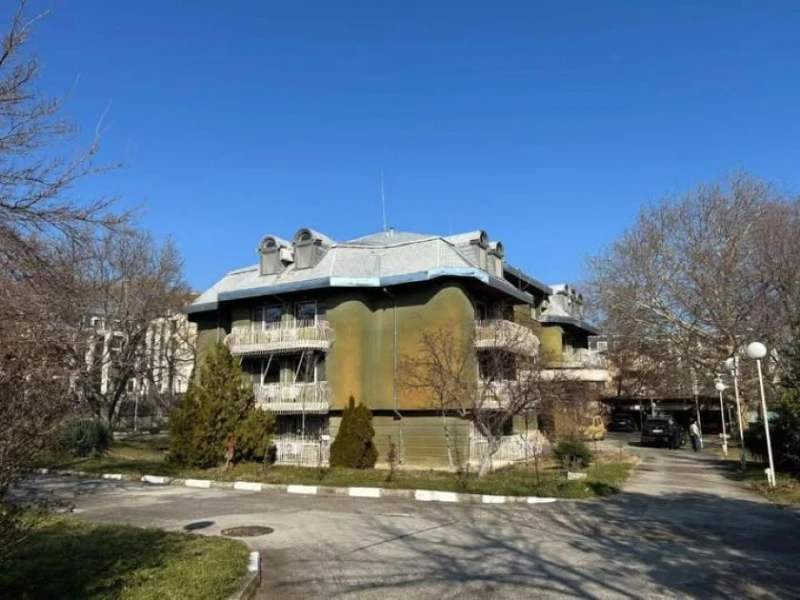 Красимир Вълчев каза, че МОН е извършило проверка на почивната база на СУ "Христо Ботев" и МГ "Баба Тонка"