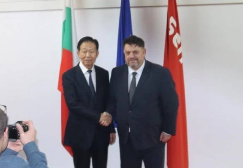 ������� �� ������ � �������� ���������, ���������� �� ��� ����
