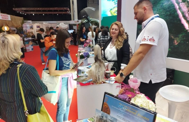 Разлог впечатли Букурещ