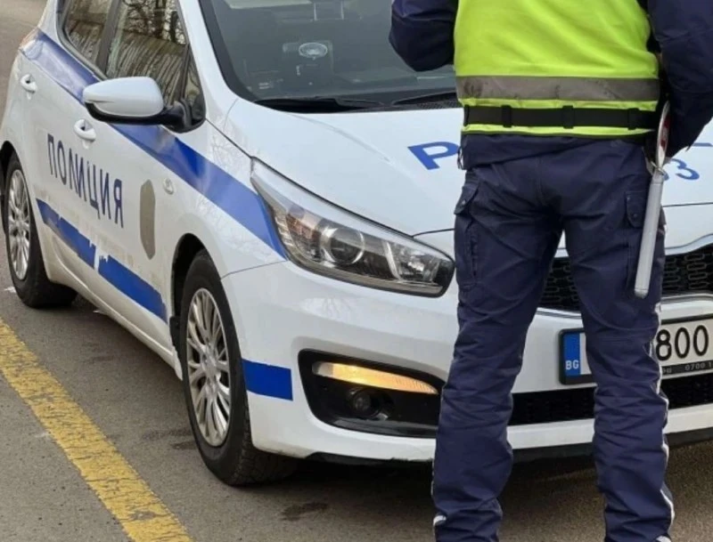 Задържаха двама за побой и грабеж в центъра на София