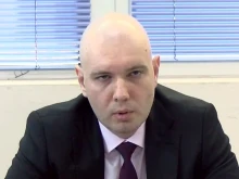 Дядото е застрелял внука си с 4 куршума, а съпругата си - с един