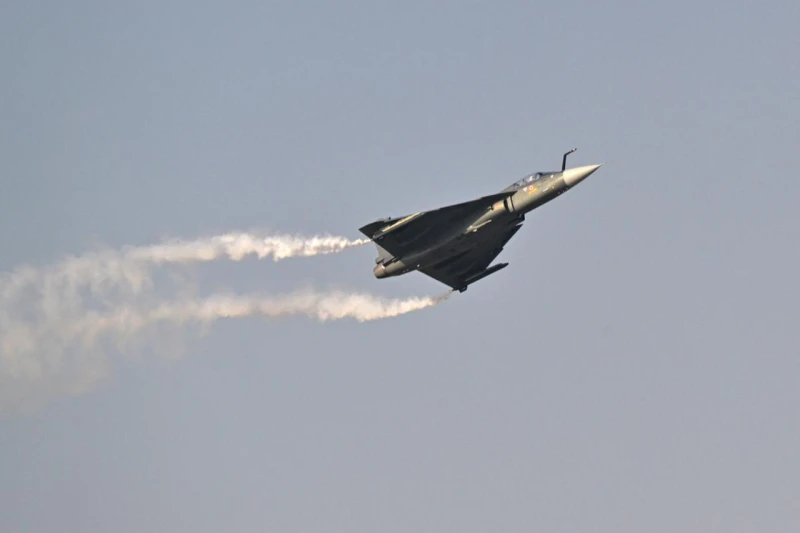 Армения прекратява преговорите за изтребители Tejas след катастрофата в Дубай