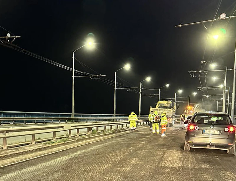 Ремонтът на Аспаруховия мост приключи за една вечер