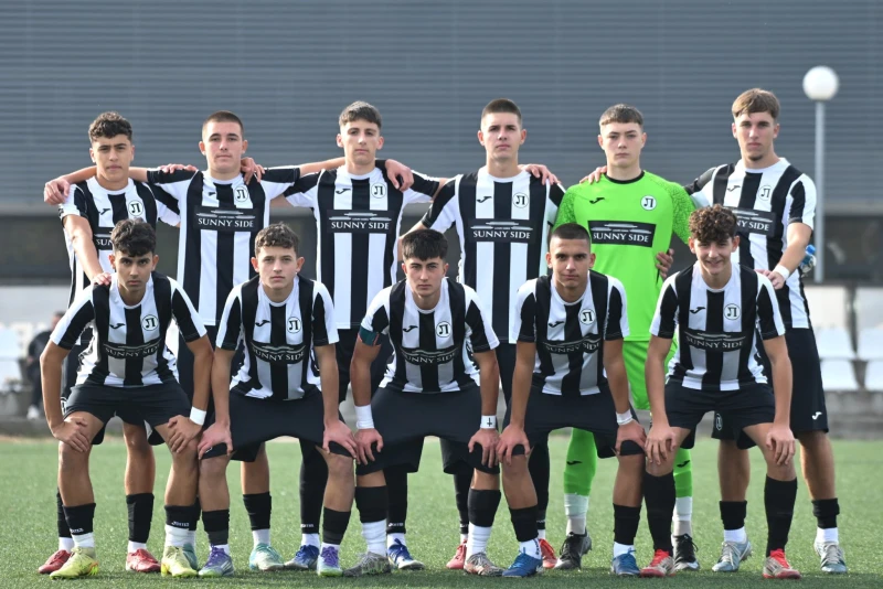 Локо U17 наказа втория в класирането след дузпа 5 минути преди края