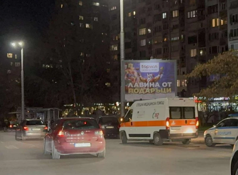 Какво се случва на този булевард в Пловдив? Две линейки и полиция са на място