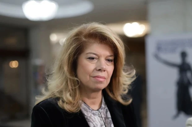 Илияна Йотова: Демокрацията не е лист хартия, а всекидневна и постоянна борба