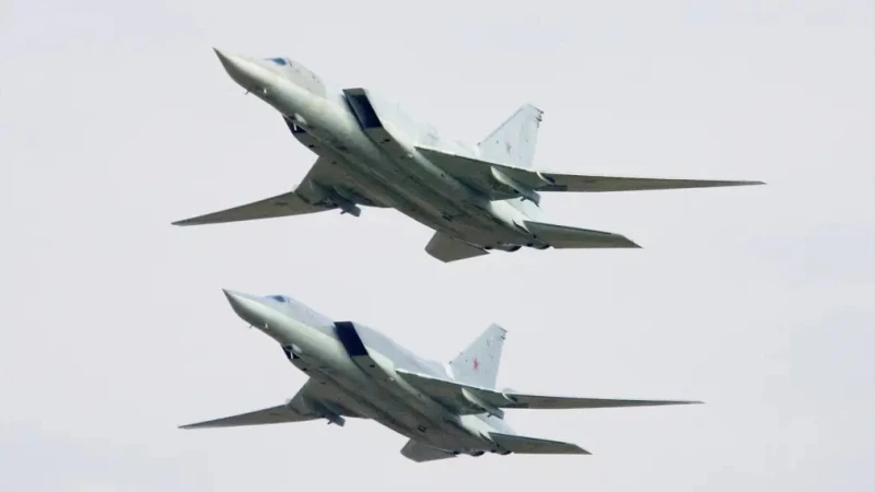 Руски бомбардировачи Ту-22М3 изпълниха планов полет над Балтийско море
