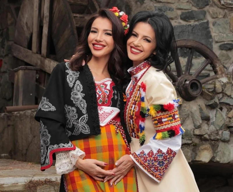 Известна народна певица, родила наскоро, ще става баба