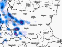 Снегът пада дори под 700 метра надморска височина
