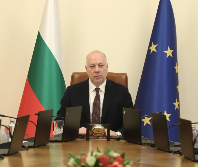 Росен Желязков: Ако оттеглим бюджета, трябва да влезем в 2026 г. с удължителен