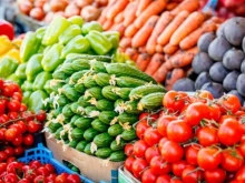 Скок в цените на доматите и краставиците