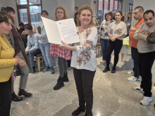 "Резенче любов" 2025: Добротата оживя в ПГМТ "Проф. Цветан Лазаров"