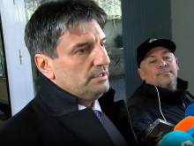 КПП-та ще пропускат протестиращите в София