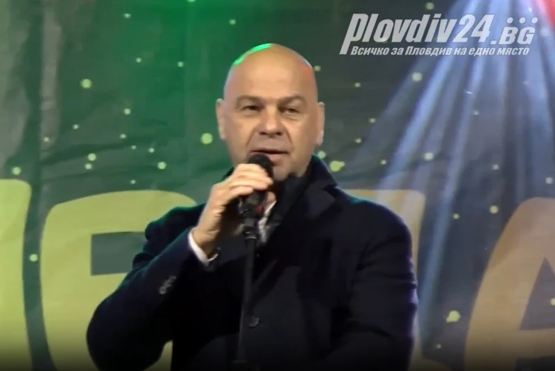 Стартира "Коледа в Пловдив"! Кметът: Толкова много хора отдавна не бях виждал в тази част на Главната