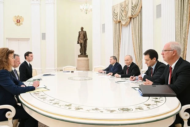 Започна срещата на Путин с Уитков и Кушнер в Кремъл