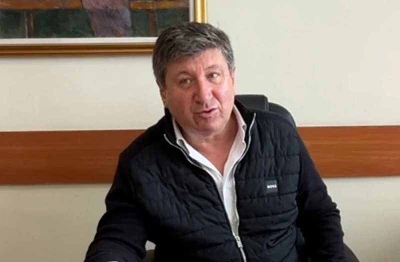 Директорът на ПОИ: Заведение в "Капана" е поставило ретро автомобил за витрина без разрешение