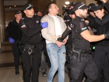 Отложиха делото срещу скандалния доктор Станимир Хасърджиев