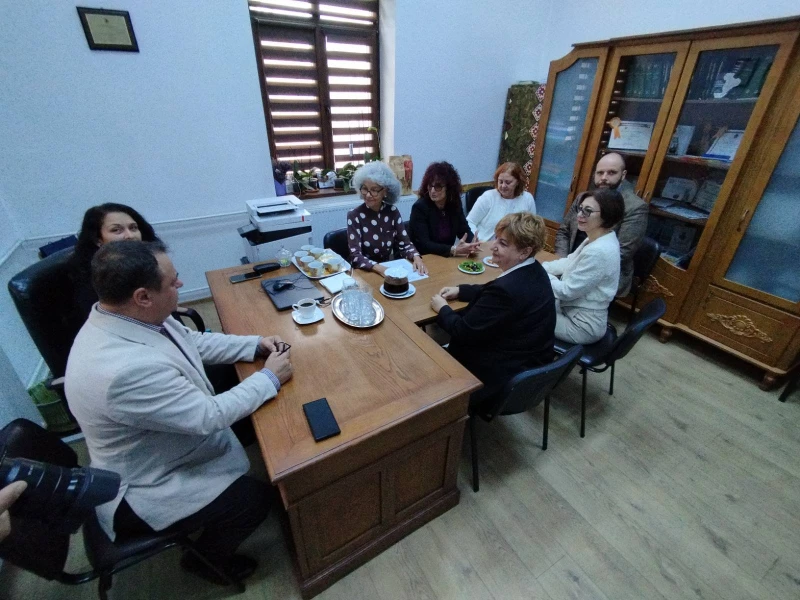 Русенско училище сключва споразумение за сътрудничество с румънски колеж
