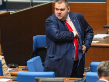 Пеевски напомни на ПП-ДБ, че са се подписвали под едни и същи законопроекти