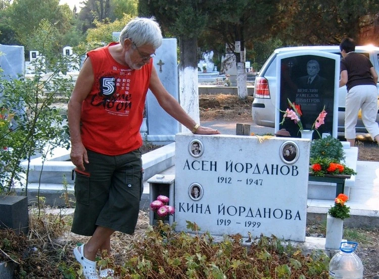 Недялко Йорданов: Майка ми си отиде неочаквано като баща ми, след една инжекция