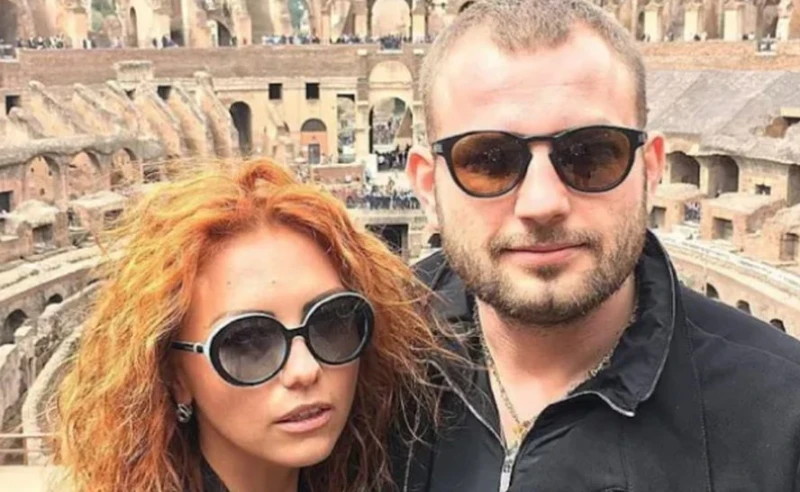 Жестоко убийство: Съпрузи са открити като "каменни плочи"