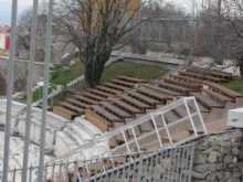 Дървените седалки на Античния театър увеличават капацитета на съоръжението