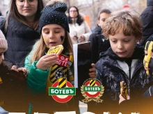 ПФК Ботев предлага футболни игри, джаги, куиз и плейстейшън по време на Детска Коледа