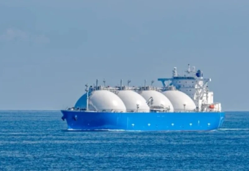 Вторият танкер с втечнен природен газ от САЩ за "Булгаргаз" пристигна на терминала край Александруполис