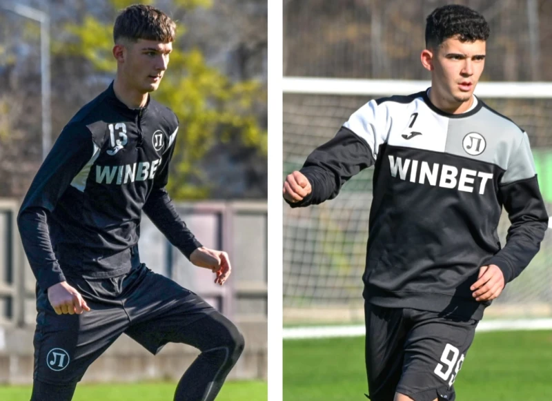 Двама от Локомотив U18 тренират с представителния отбор на черно-белите