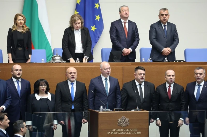 ������� ������� �� �������� "��������" � 13.30 ���� ����