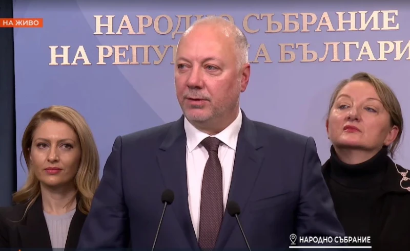Правителството подаде оставка!