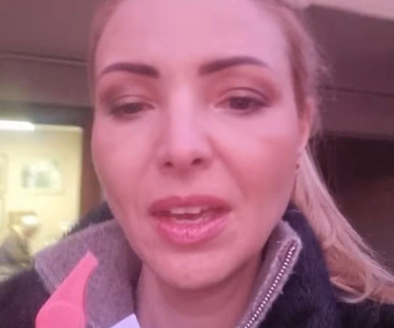 Ева Кикерезова показа свирката от протеста
