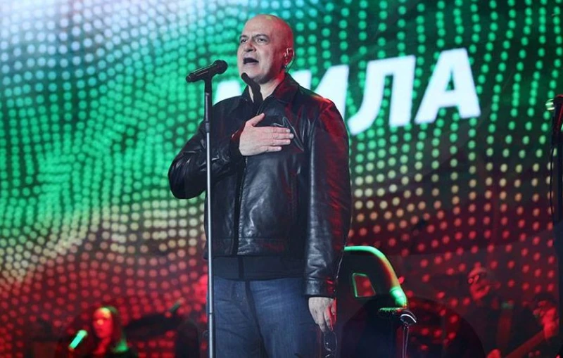 Слави: Ние чалгарите имаме по 9 живота, аз моите още не съм ги изразходил
