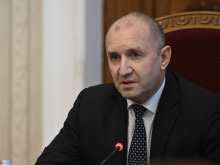 Радев: Не искам тези консултации да ги превръщаме в предизборна кампания