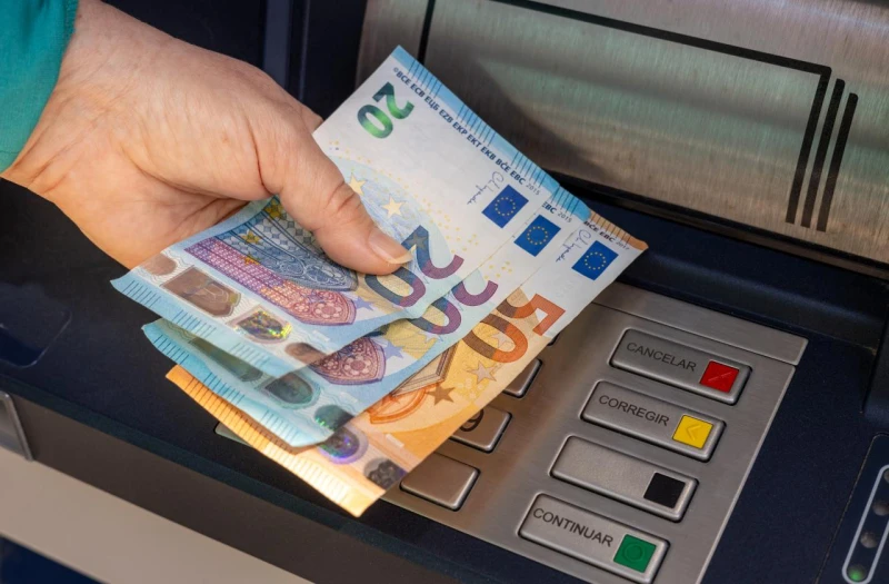 В Пловдив депутати поискаха отлагане на еврото поне с 1 година