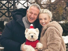 Анна Кошко обработва Деян Донков