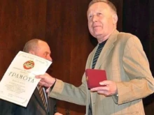 Съученик на Гунди и голям джентълмен на терена! Един от най-великите в Ботев празнува днес